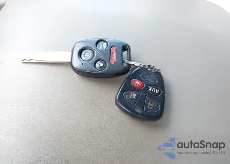 2012 Honda Pilot Touring z USA, uszkodzony, nr VIN 5FNYF4H92CB014869